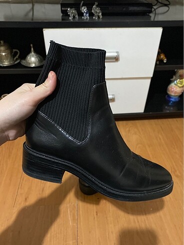 Zara Bot