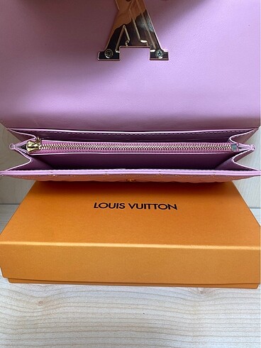 Beden pembe Renk Louis Vuitton Kadın Cüzdan
