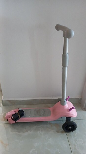 Snopy Snopy Omi Şarjlı Scooter