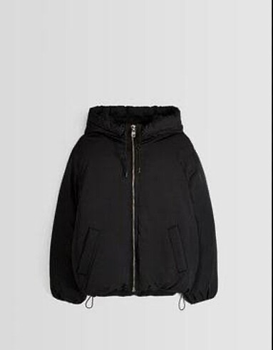 Siyah şişme mont bershka