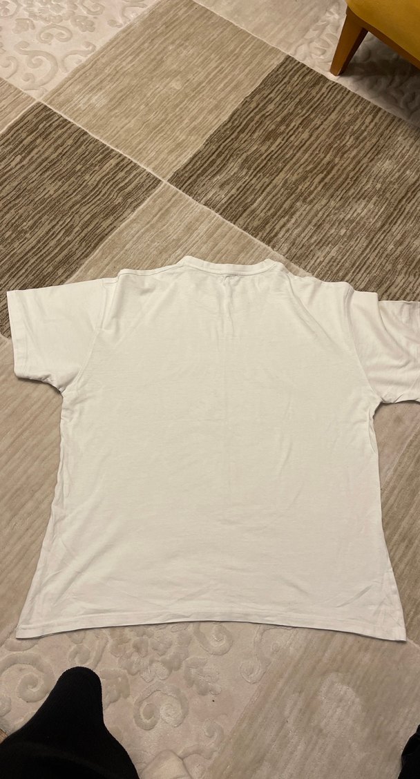 Baskılı Beyaz Tişörtü - Görsel 4