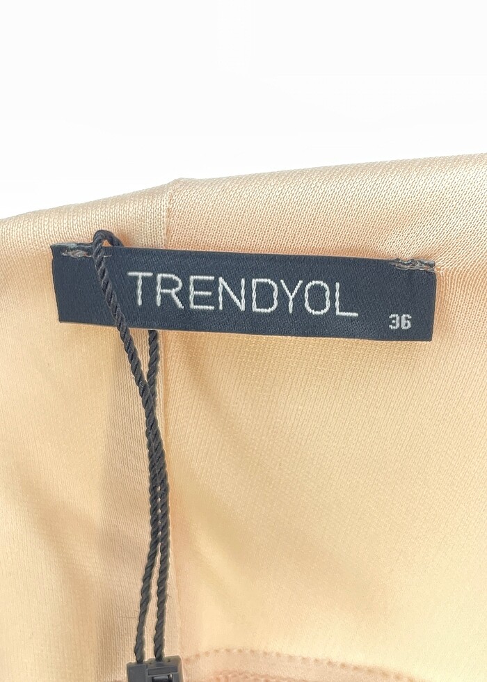 Trendyol & Milla Kısa Elbise %70 İndirimli. - Görsel 4