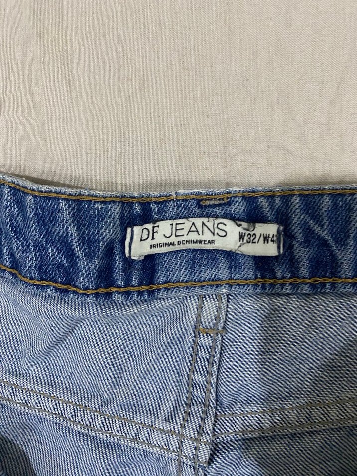 Kadın Mavi Rahat Kesim Mini Kot Şort - Görsel 3