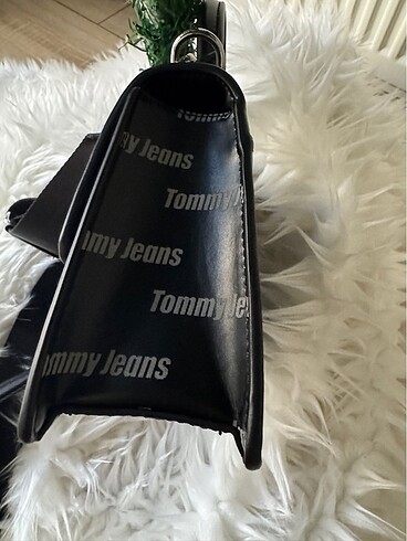 Beden Tommy hilfiger çanta