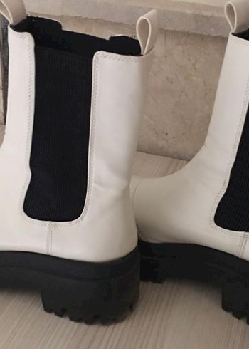 Beyaz Platform Topuklu Kadın Bot - Görsel 2