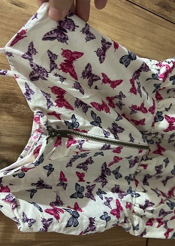 Kelebek Desenli Askılı Kız Elbisesi - Görsel 2