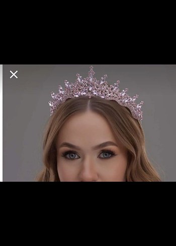 Pembe Gelin Tacı