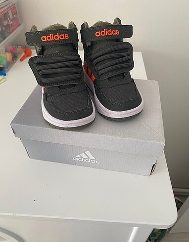 Adidas Ayakkabı