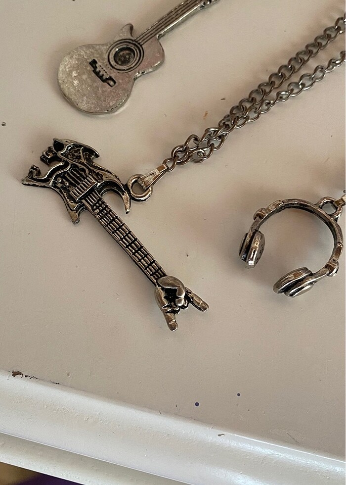 metalci kolye gitarlı ünisex - Görsel 2