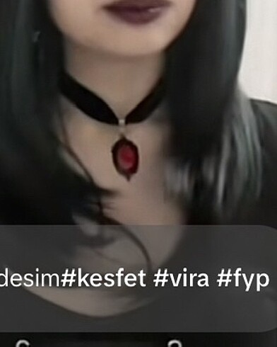  Beden Gotik kolye