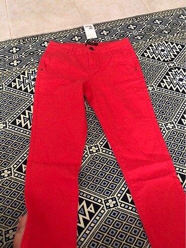 Kullanılmamış pantalon