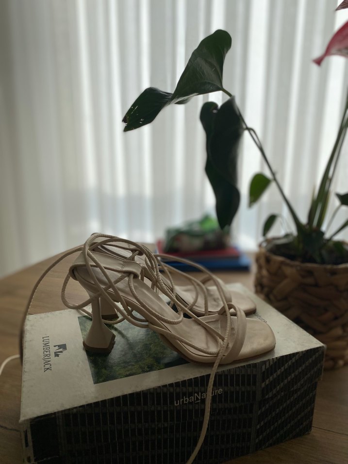 Bej kalın Topuklu Kadın Sandalet - Görsel 4