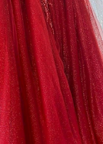 Uzun Kırmızı İşlemeli Straplez Abiye - Görsel 6