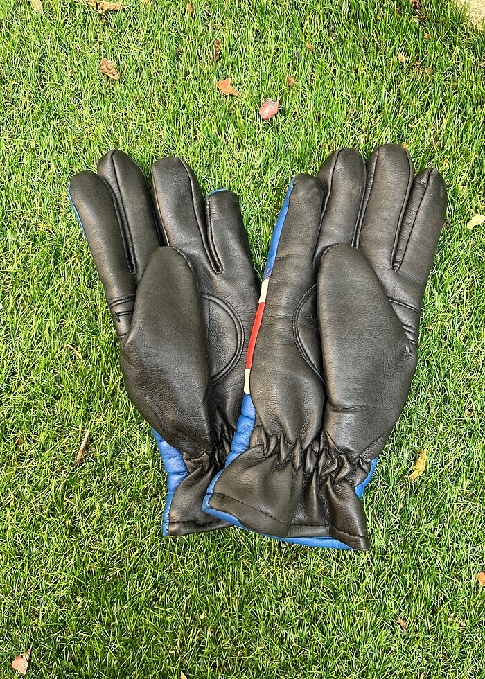 Deri Eldiven Çocuk - Görsel 3