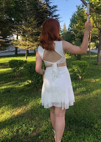 Beyaz Straplez Midi Elbise