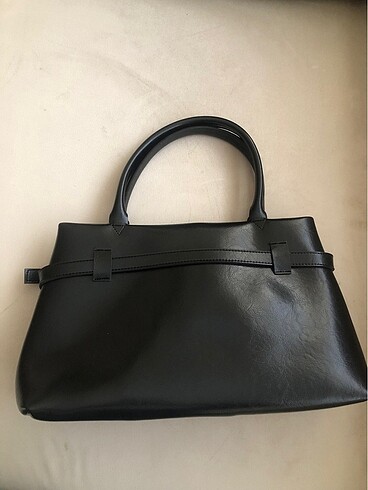 Beden Stradivarius model çanta