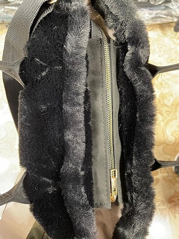 Beden Totebag peluş siyah çanta