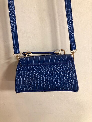 Guess Askılı çanta