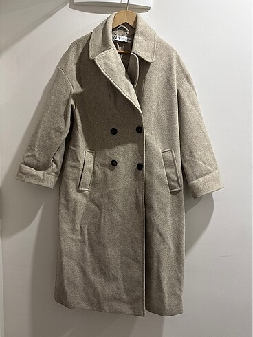 Zara marka mont