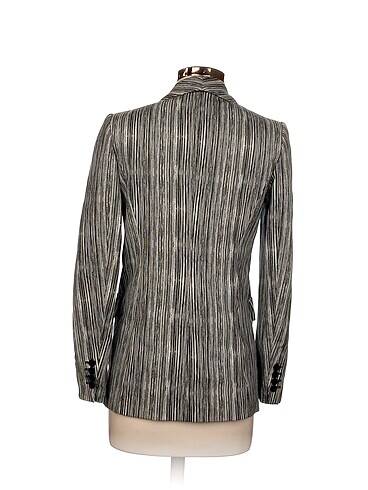 42 Beden Max & Co Blazer %70 İndirimli.