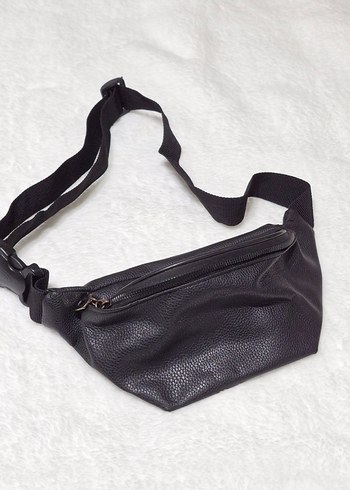 Siyah Deri Kadın Bel Çantası - Görsel 2
