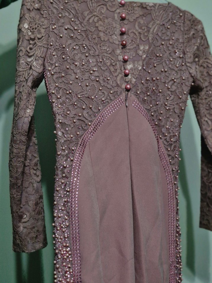 İnci İşlemeli Uzun Mor Abiye Elbise - Görsel 2