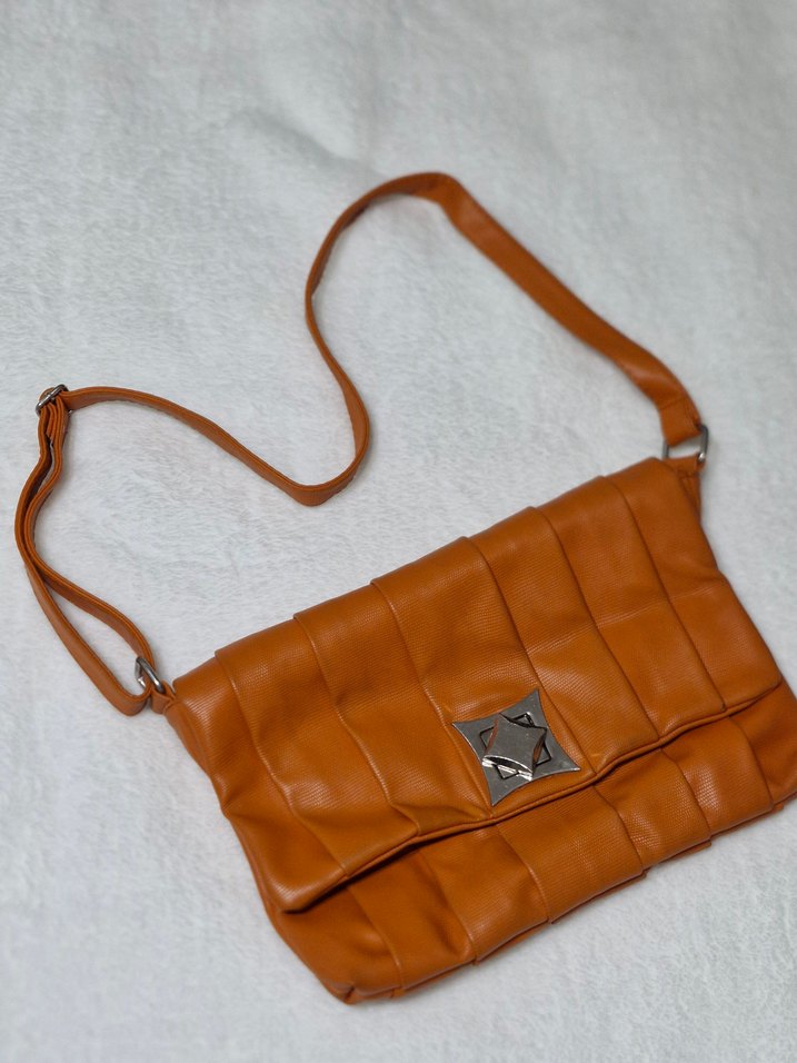 Turuncu Deri Kadın Omuz Çantası - Görsel 2