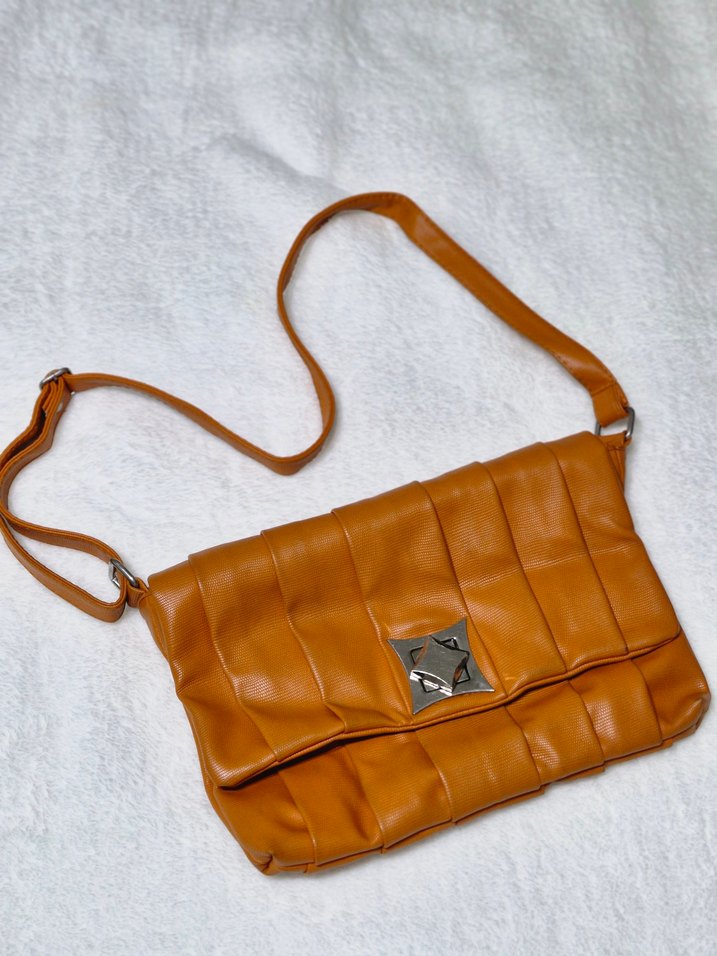 Turuncu Deri Kadın Omuz Çantası - Görsel 5
