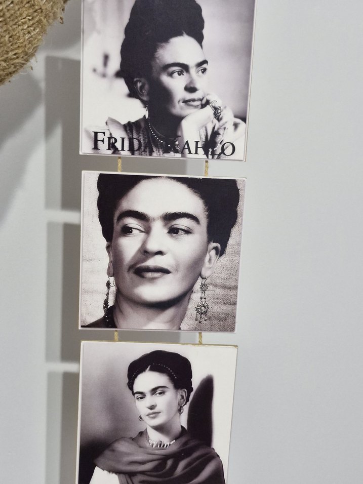 Frida Kahlo Temalı Üçlü Duvar Dekoru - Görsel 2