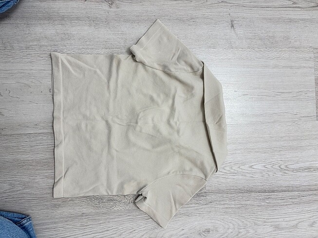Diğer Polo yakalı crop