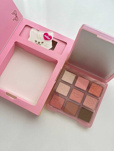 Far palette