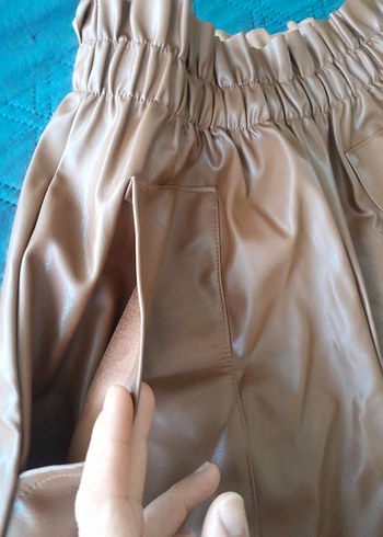 Bej Kadın Deri Mini Şort - Görsel 2