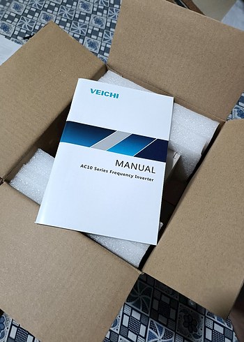 Veichi Beyaz Endüstriyel Kontrol Ünitesi - Görsel 2