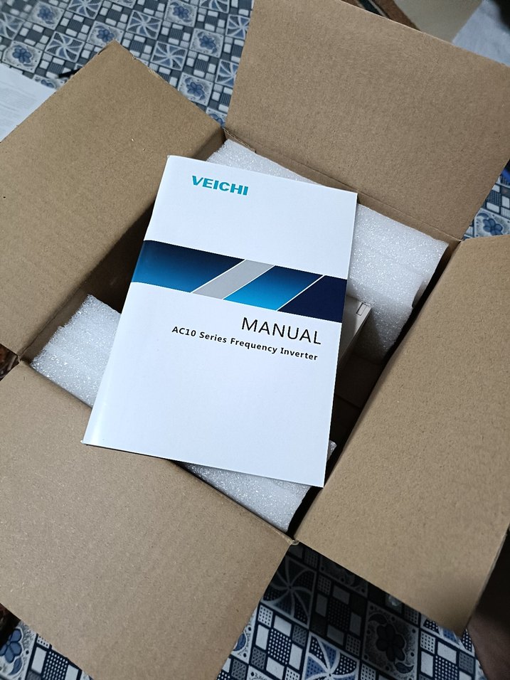 Veichi Beyaz Endüstriyel Kontrol Ünitesi - Görsel 2