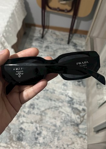  Beden Prada Siyah Kadın Güneş Gözlüğü