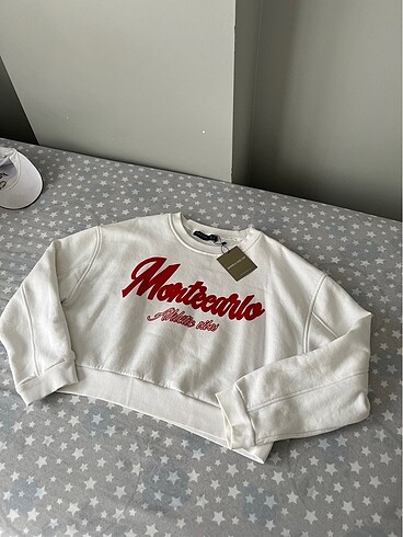 H&M sweatshirt