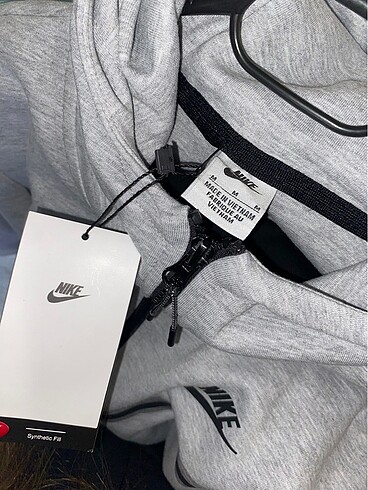 Nike Gri Tech Fleece