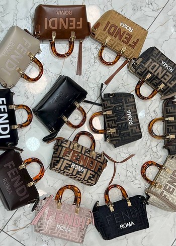 Beden Fendi Roma Baskılı Mini Siyah Deri Kadın Çanta