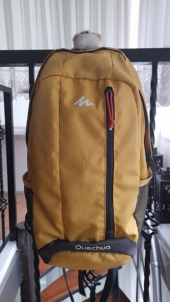 Beden Decathlon Quechua Sarı Renk 20 litre Unisex Sırt Çantası