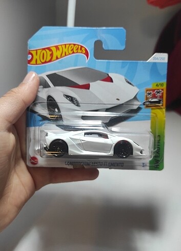 Hootwhels Lamborghini sesto elemento 