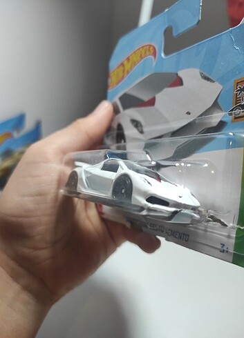  Hootwhels Lamborghini sesto elemento 