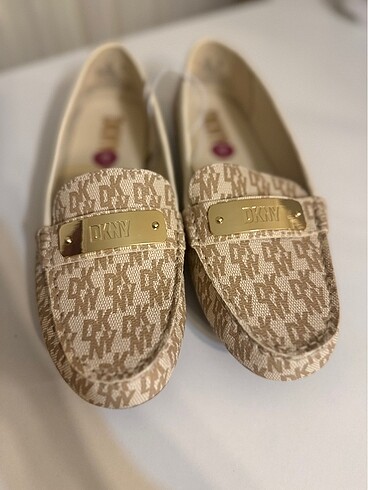 DKNY BABET