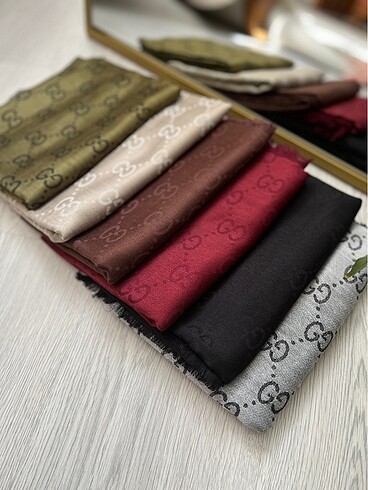 Gucci Kaşmir ipek