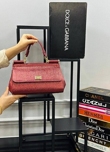 DOLCE & GABBANA ELONGATED SCİLY HANDBAG ??28 CM ??17 CM