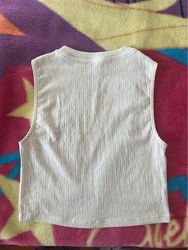 l Beden beyaz bluz crop