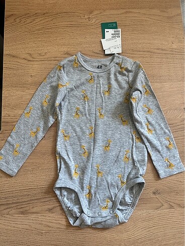 H&M body 12-18 ay