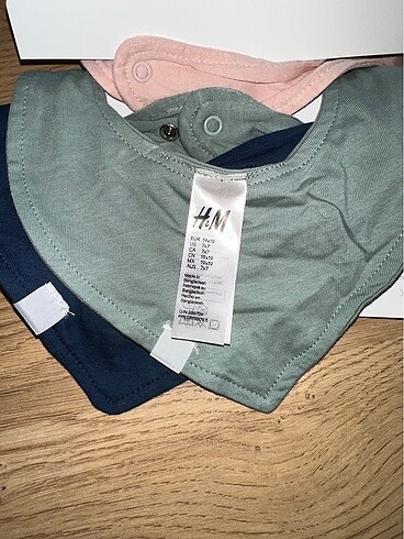  Beden çeşitli Renk H&M fular önlük