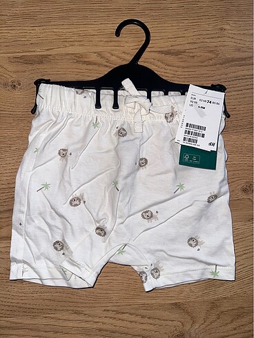 H&M şort 6-9 ay