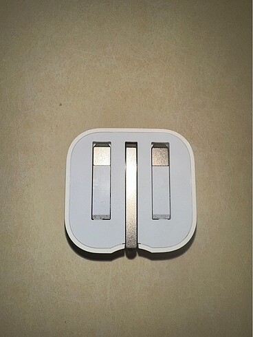 Apple yurtdışı şarj adaptörü