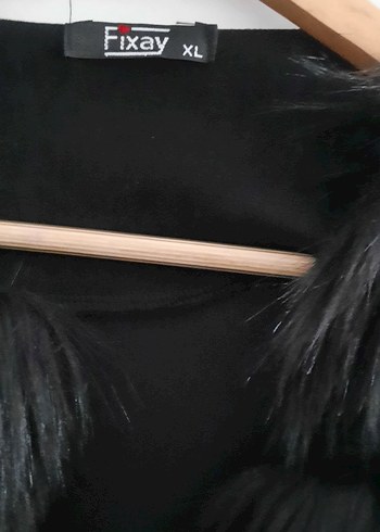 Uzun Siyah Kürk Detaylı Kadın Yelek - Görsel 3